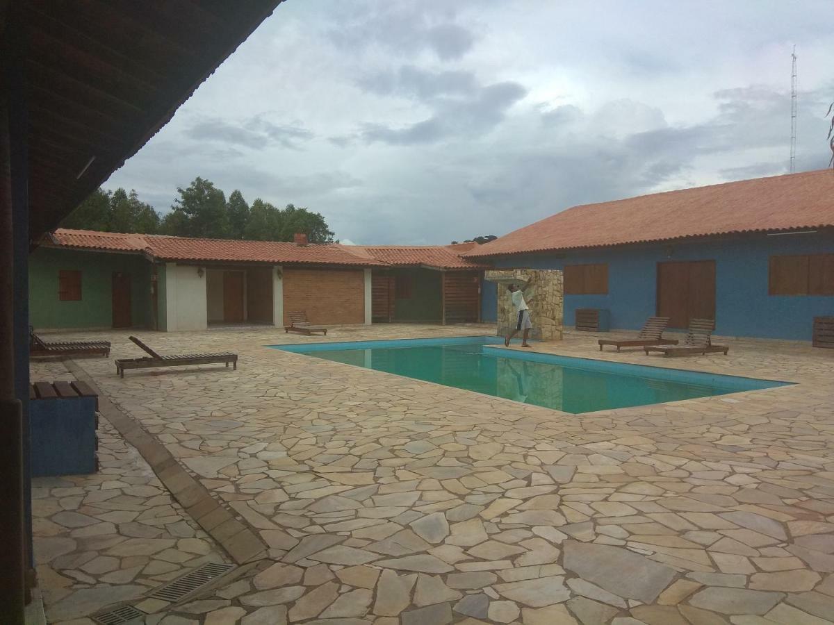 Hotel Fazenda Estancia Torre De Pedra Porangaba Exterior foto